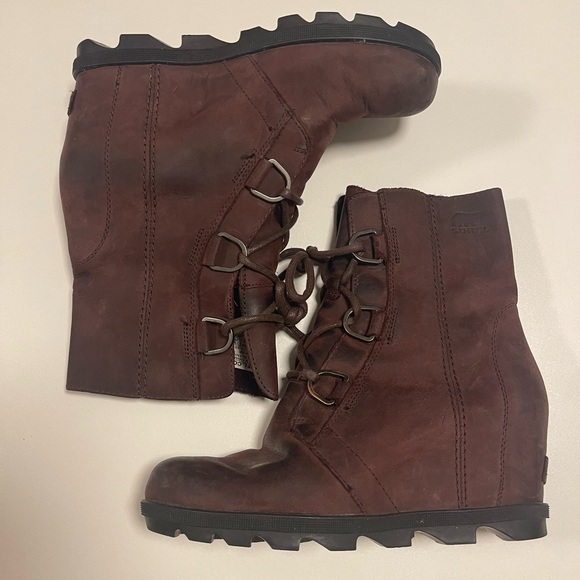 Sorel Women's Joan of Arctic Wedge Boots - Picture 7 of 11